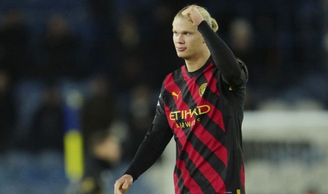  哈兰德戴帽曼城横扫布莱顿  