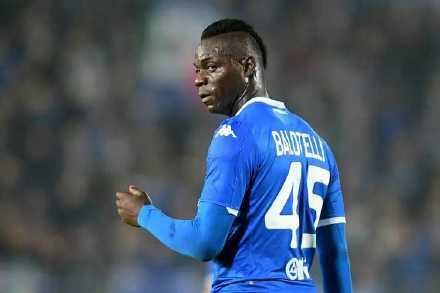  布雷西亚老帅运筹帷幄换人调整收到奇效